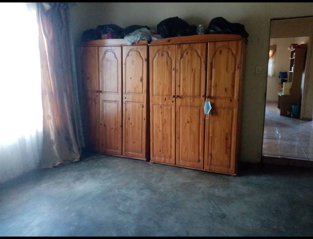 3 BEDROOM FREEHOLD FOR SALE IN LANGAVILLE
